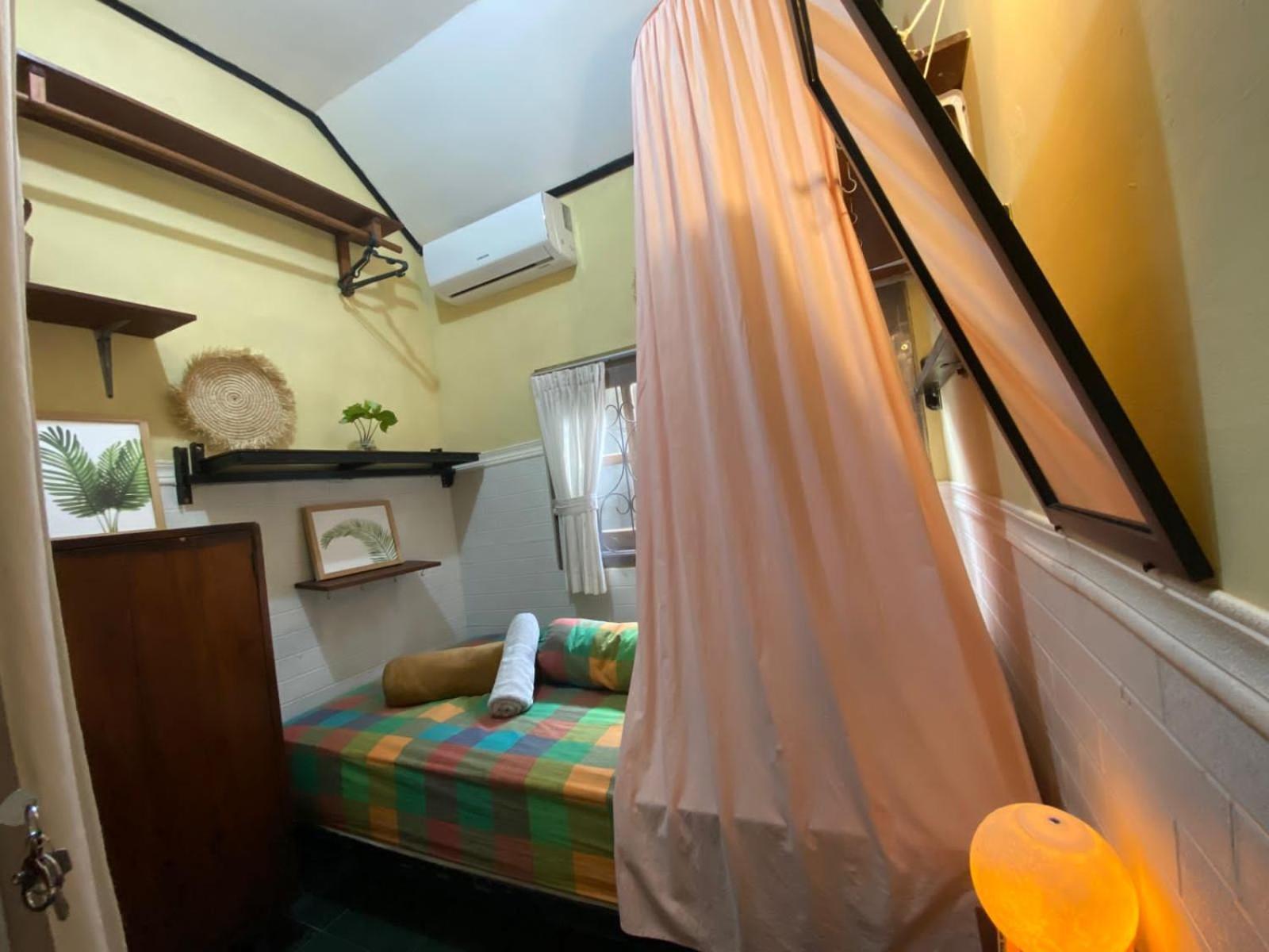 Coliving Bali Sweet Home Kost Lengkap Di Tabanan Kota الغرفة الصورة