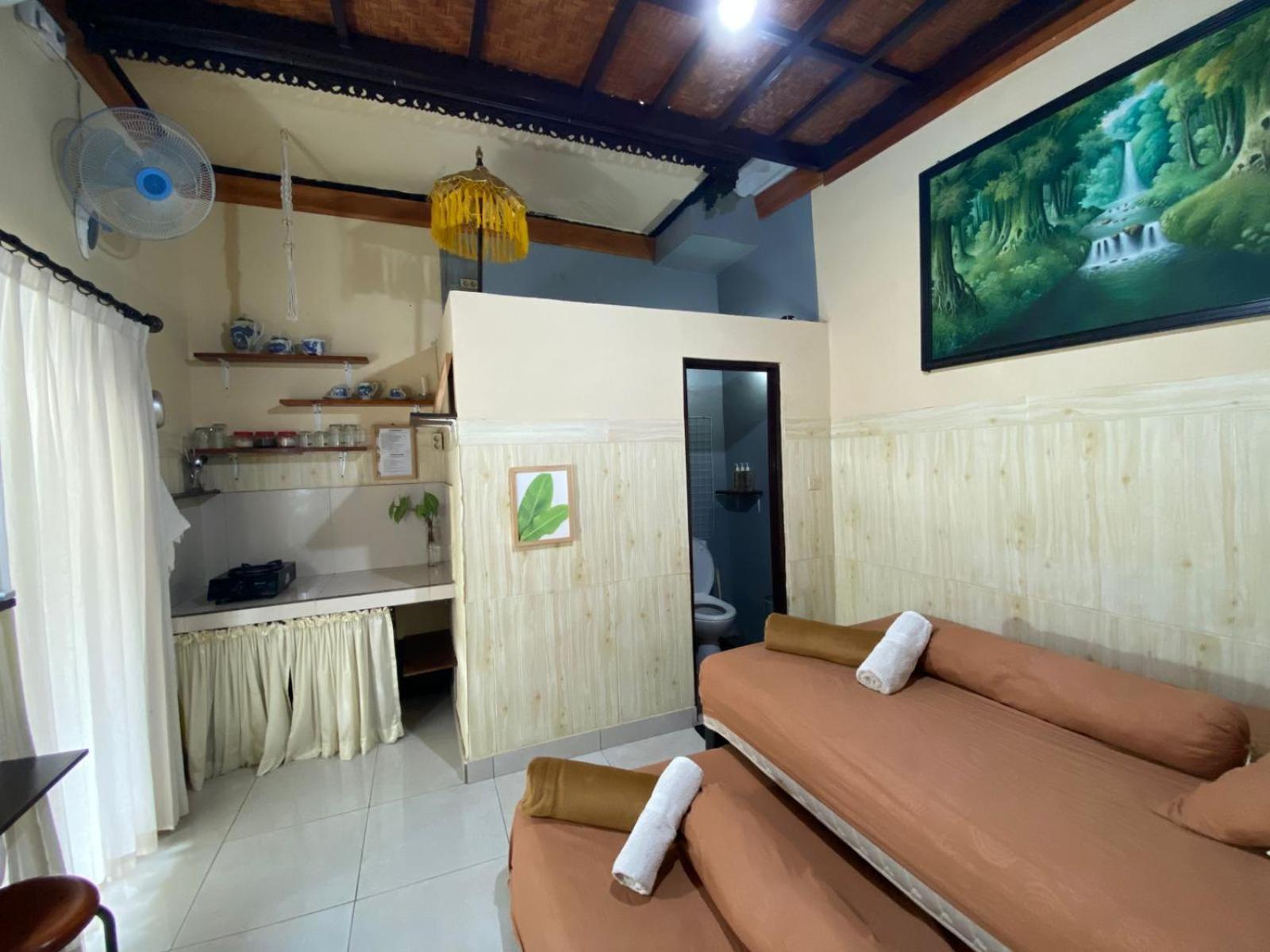 Coliving Bali Sweet Home Kost Lengkap Di Tabanan Kota الغرفة الصورة